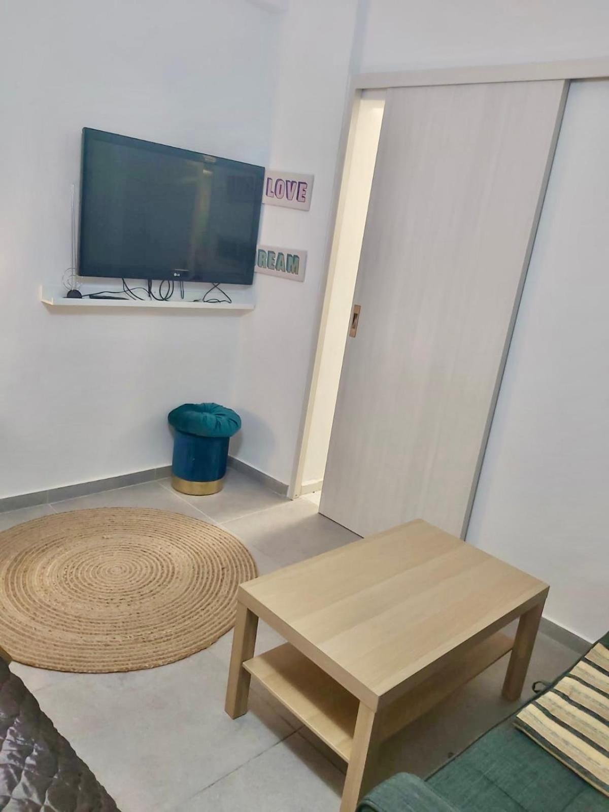Cozy Apartment In Athens Center Luaran gambar